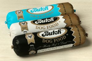 生食で健康　犬の食事／比較　Butch_ミートフード（ロールフード）